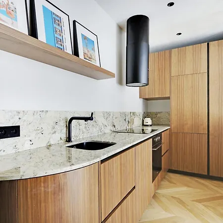 Pick A Flat's In Triangle D'or - Pierre 1er De Serbie Appartement Parijs