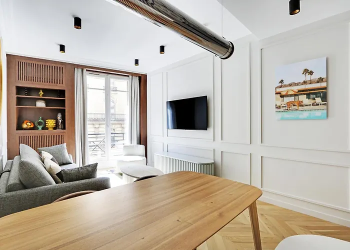 Pick A Flat's In Triangle D'or - Pierre 1er De Serbie Appartement *